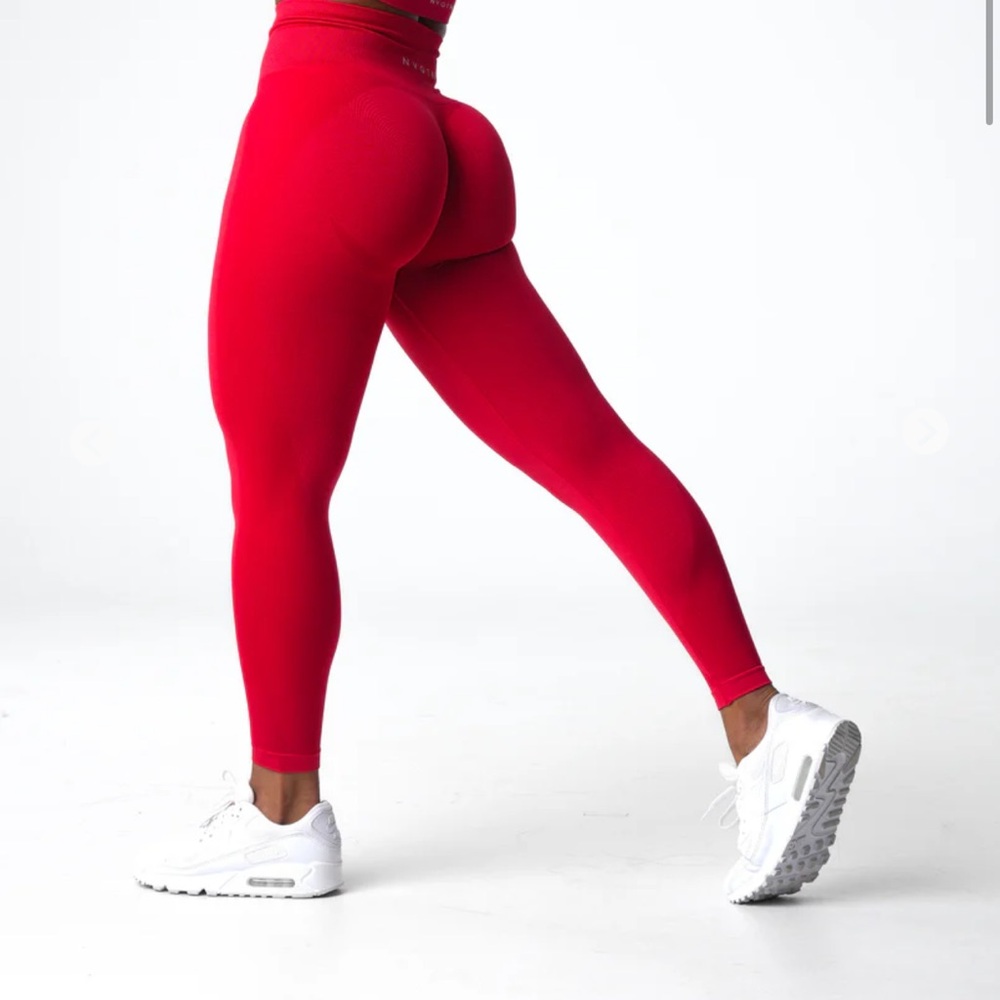 NVGTN Candy Apple Contour 2.0 Seamless Leggings